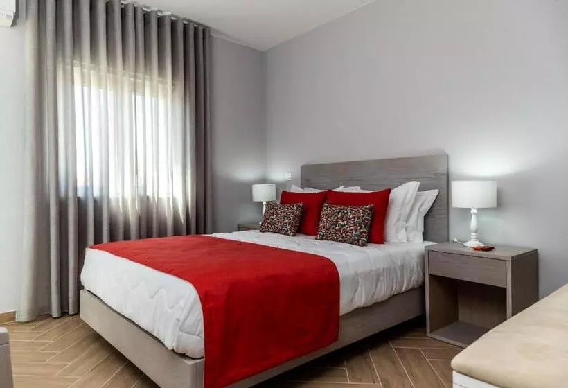 تختخواب و صبحانه Azul