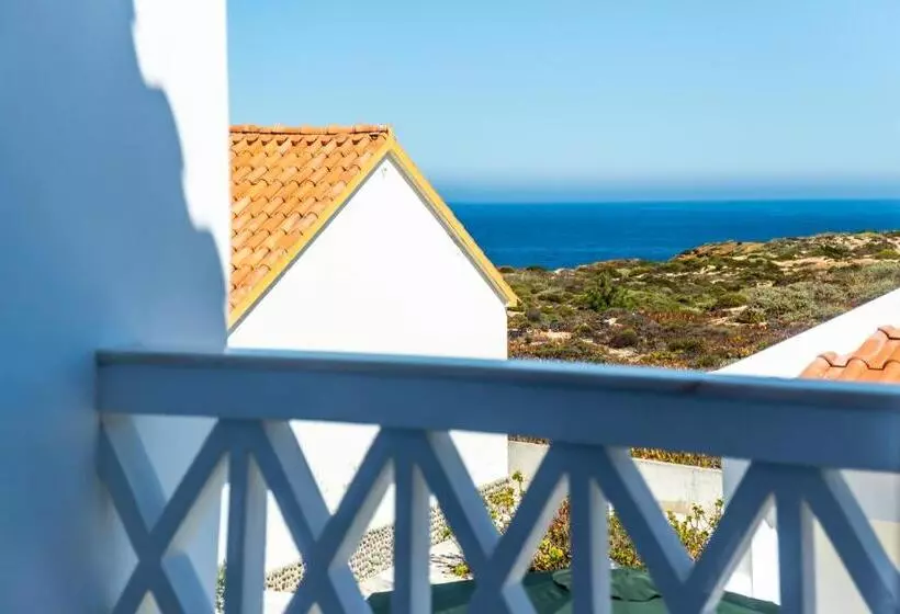 تختخواب و صبحانه Azul