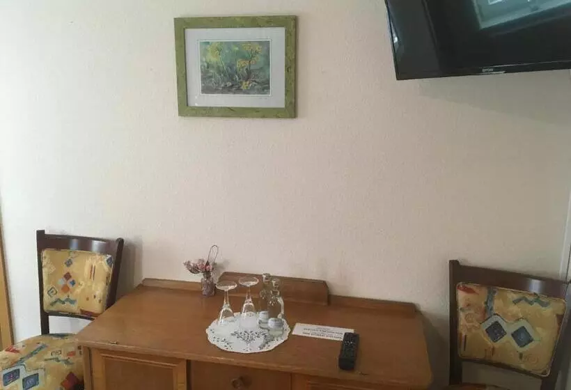 Majatalo Alte Schule Niederdünzebach