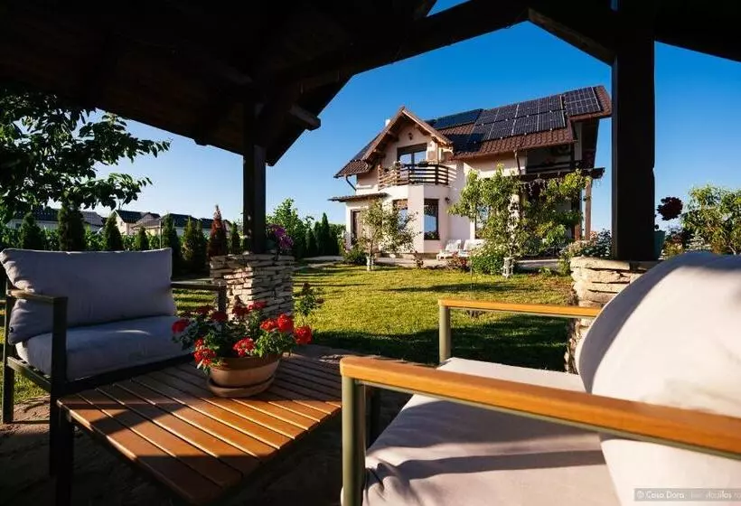 پانسیون Casa Dora