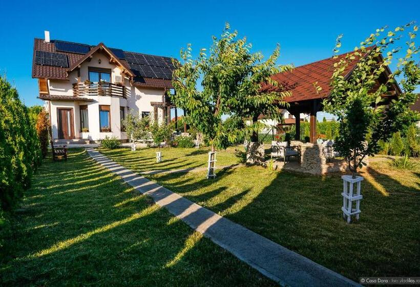 پانسیون Casa Dora