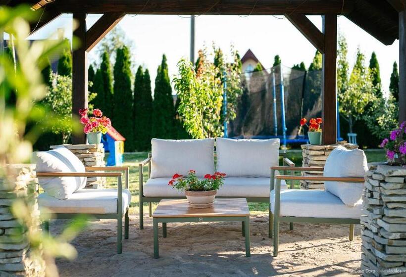 پانسیون Casa Dora