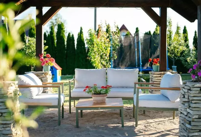 پانسیون Casa Dora