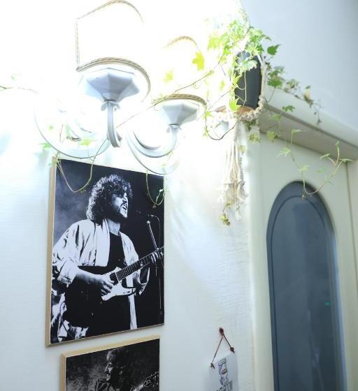 تختخواب و صبحانه Bernadette