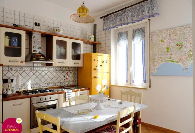 تختخواب و صبحانه Bernadette