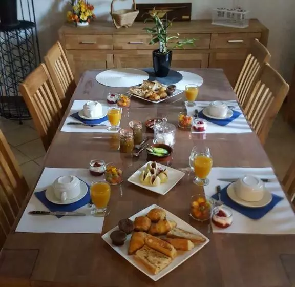 Aamiaismajoitus (B&B) Chez Alexandra