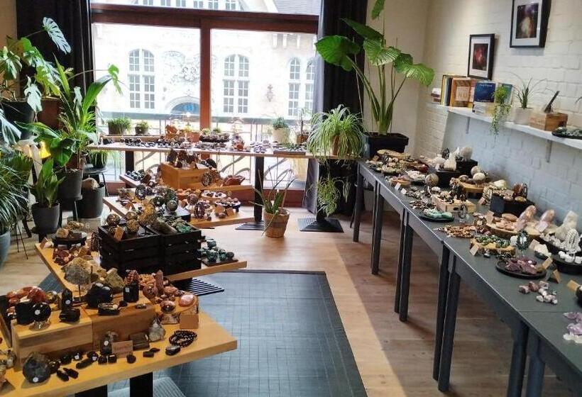 تختخواب و صبحانه De Verloren Gernoare