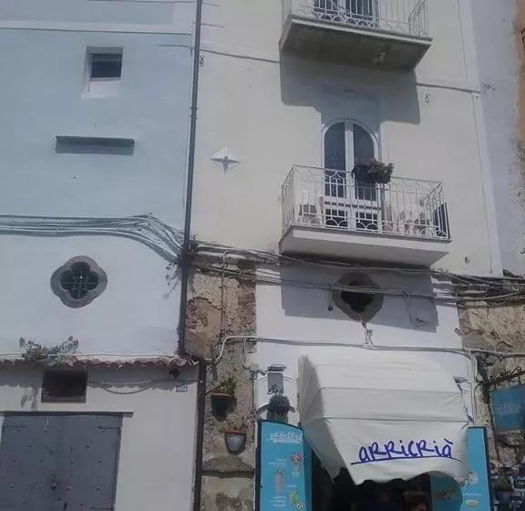 تختخواب و صبحانه Kirillos In Cilento
