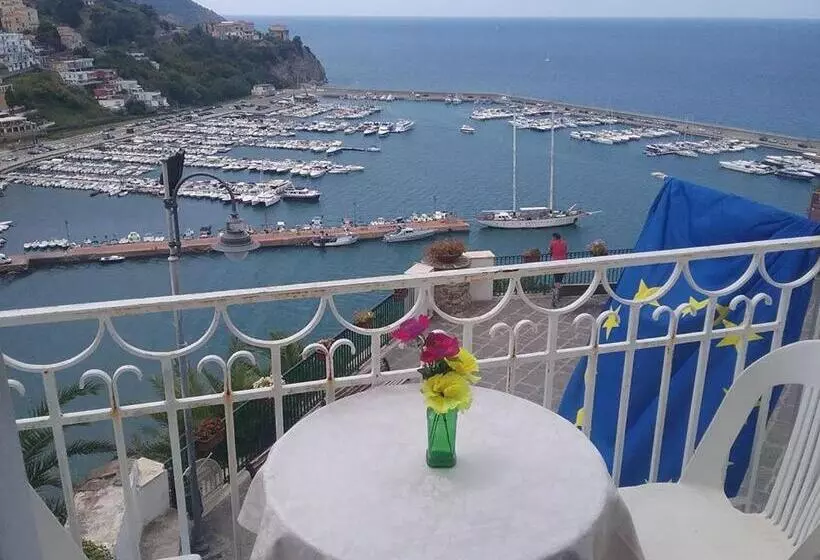تختخواب و صبحانه Kirillos In Cilento