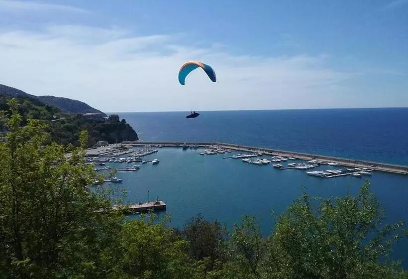 تختخواب و صبحانه Kirillos In Cilento