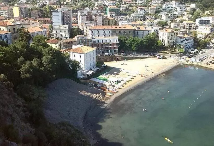 تختخواب و صبحانه Kirillos In Cilento