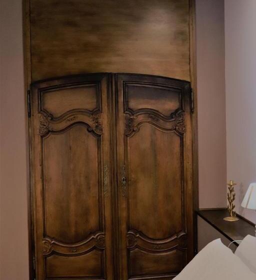 تختخواب و صبحانه La Casa Di Adele Cagliari