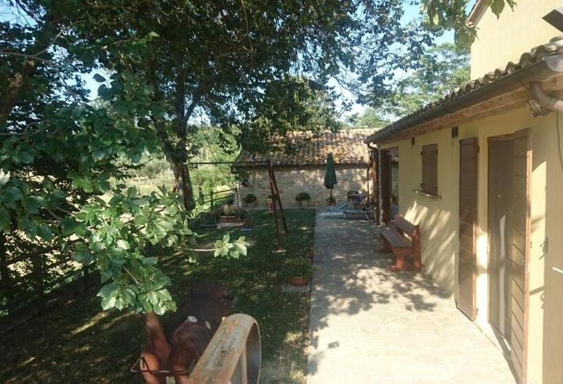 ホテル Agriturismo Le Piagge