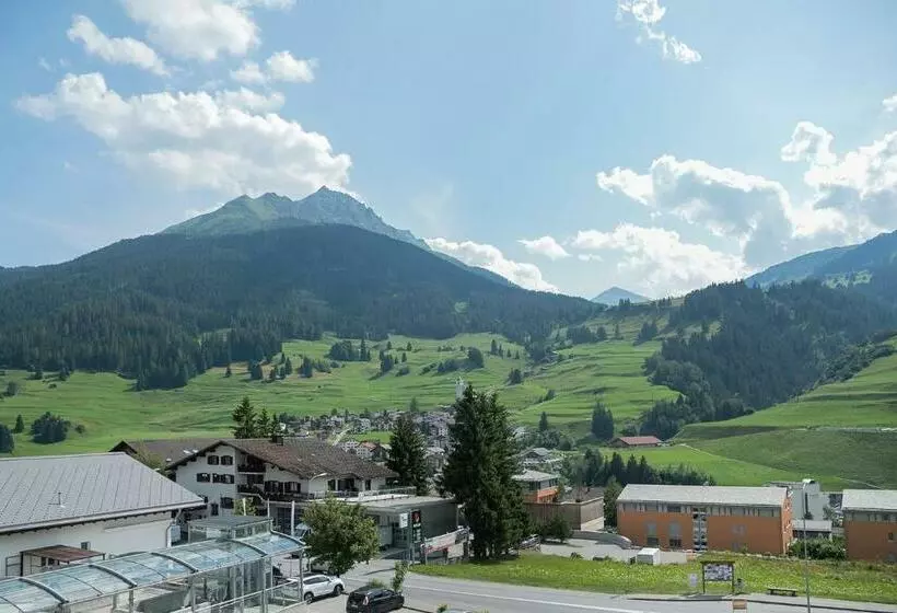 Hotelli B&b La Tgamona