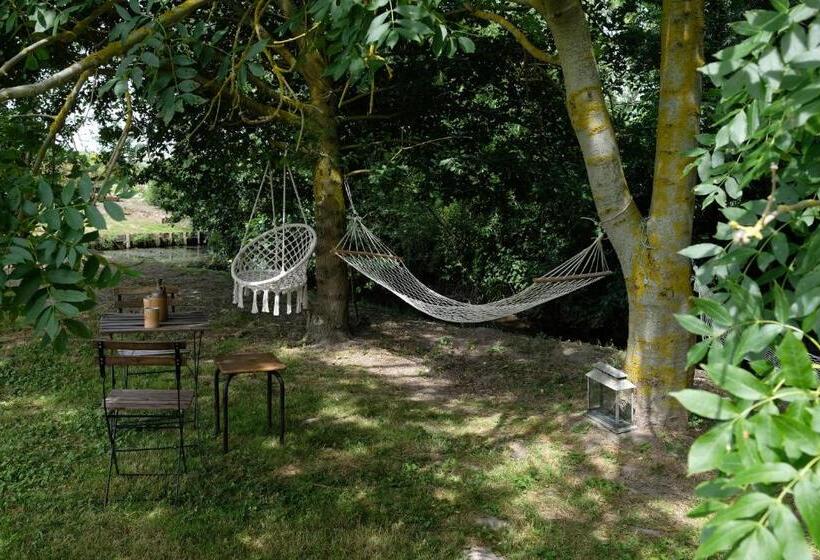 Pensjonat Au Jardin Sur L Eau Hortillonnages