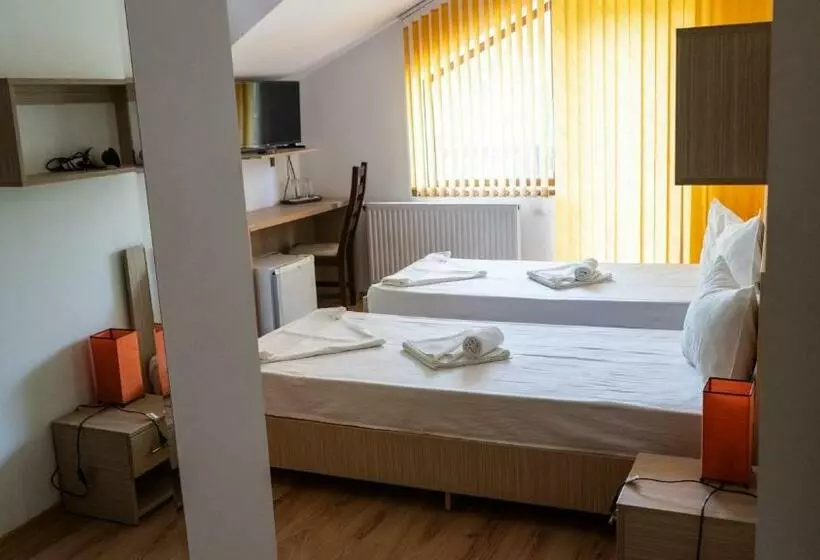 Majatalo Califarul Alb