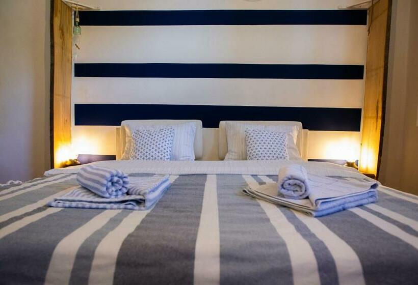 پانسیون Charlietown