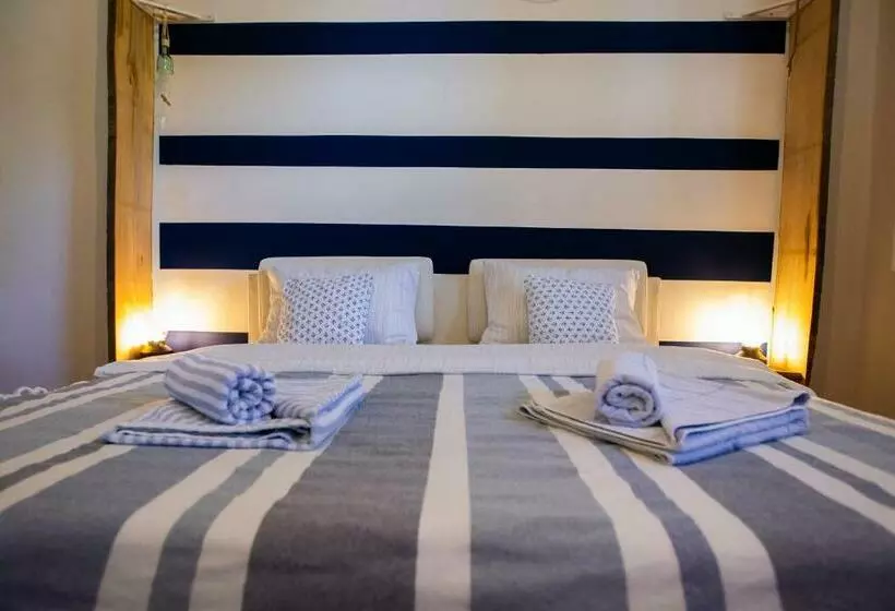 پانسیون Charlietown