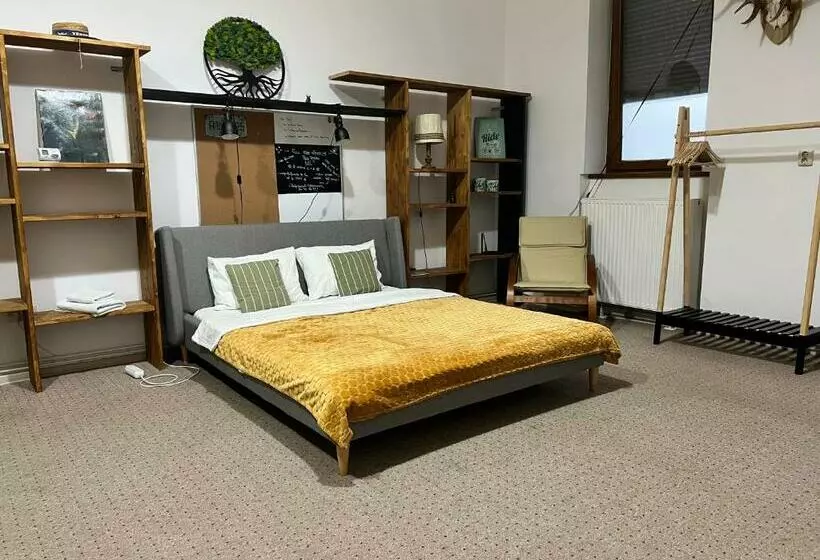 پانسیون Charlietown