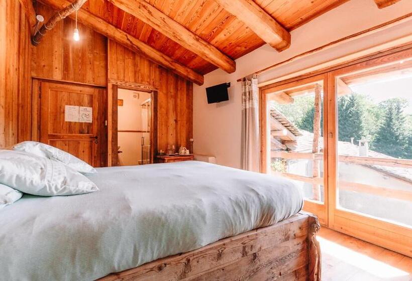 Пансион L Escola E Lou Mulin