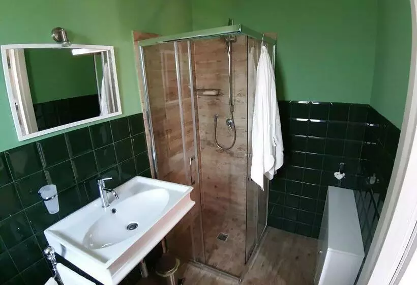 پانسیون L.t. Metis