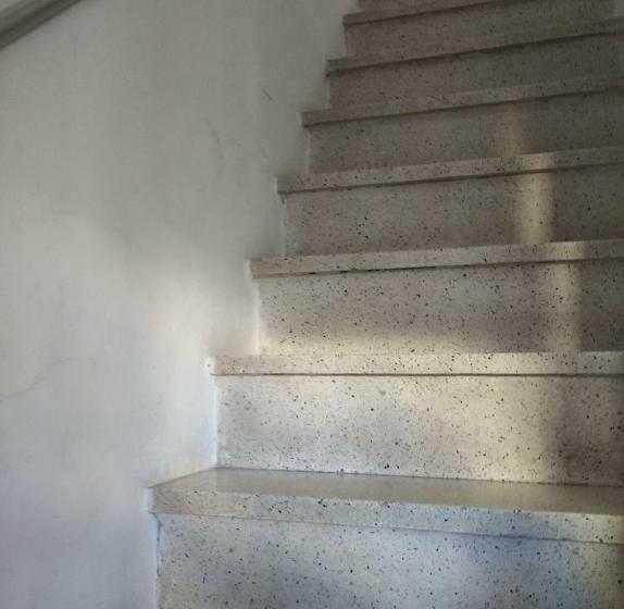 پانسیون Vivienda Turística Templo Romano