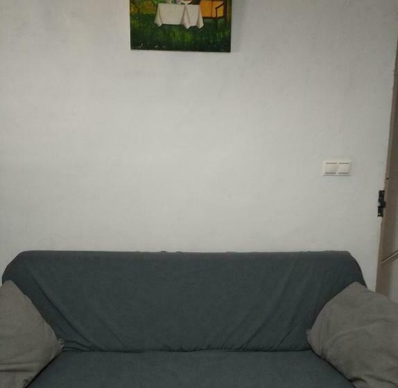 پانسیون Vivienda Turística Templo Romano