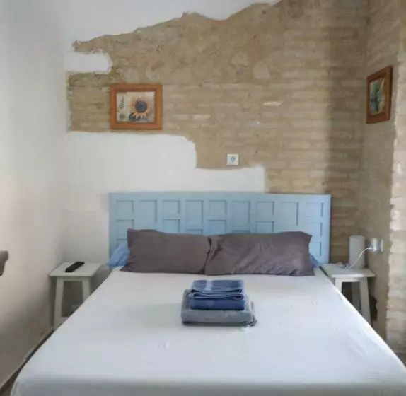 پانسیون Vivienda Turística Templo Romano