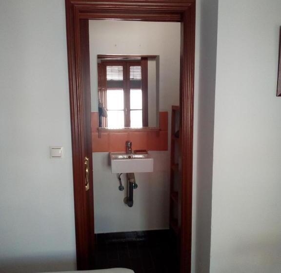 پانسیون Vivienda Turística Templo Romano