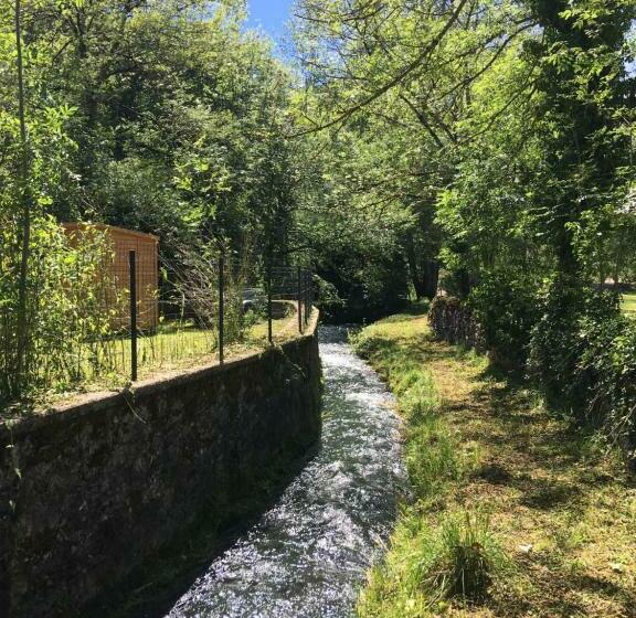مبيت وإفطار Au Bord De L Eau