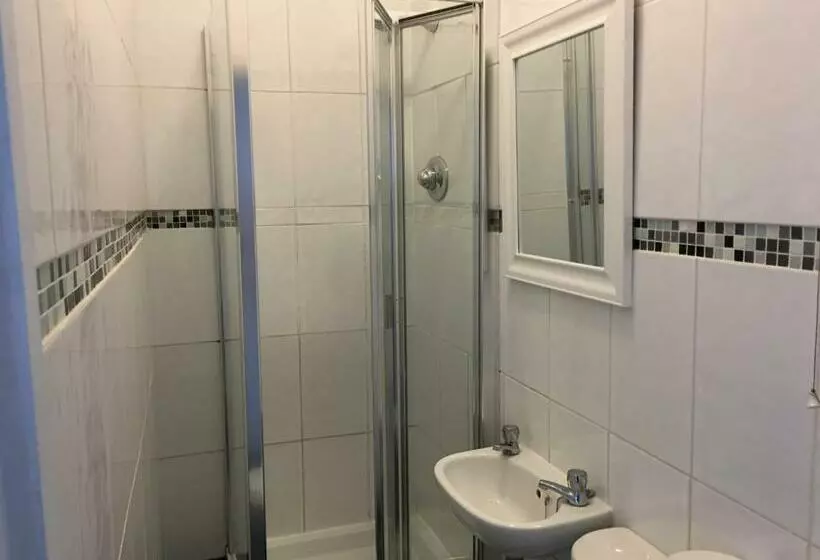 ベッドアンドブレックファースト Bourton House