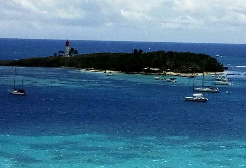 تختخواب و صبحانه Chez Christian Et Lydia