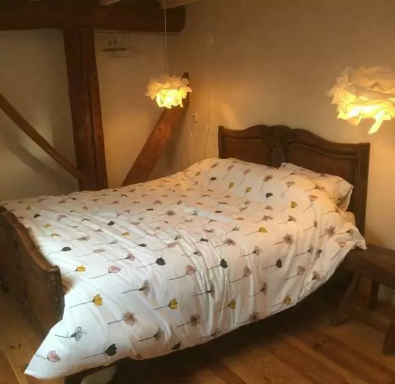 Aamiaismajoitus (B&B) De Distelweide