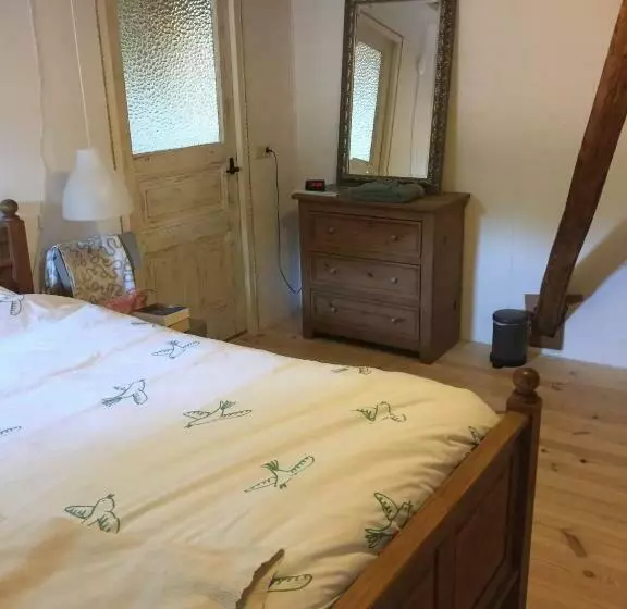 Aamiaismajoitus (B&B) De Distelweide