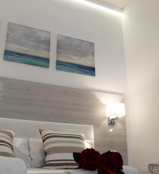 تختخواب و صبحانه Suite 14