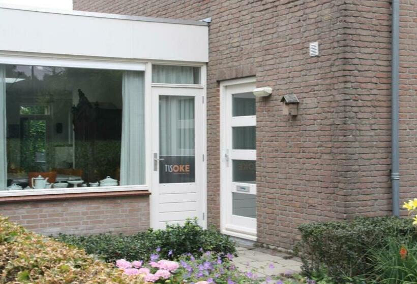 Bed and Breakfast Tisoke