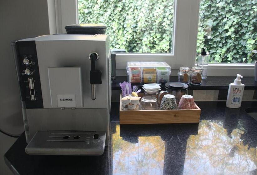 Bed and Breakfast Tisoke