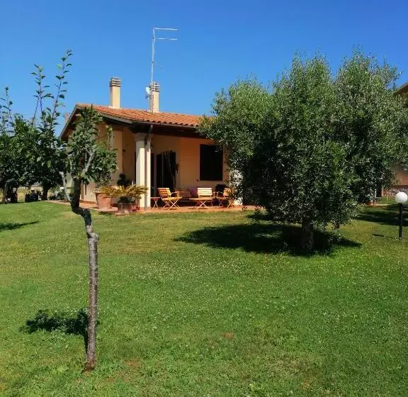 هتل Agriturismo Le Villette Di Cate