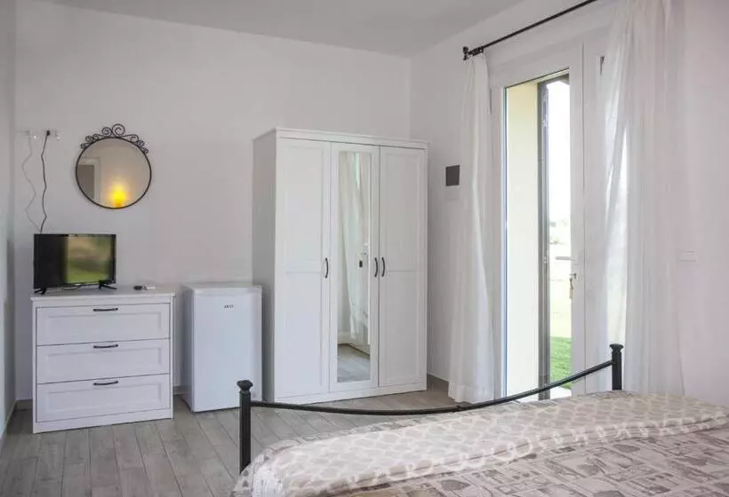 هتل Agriturismo Le Villette Di Cate