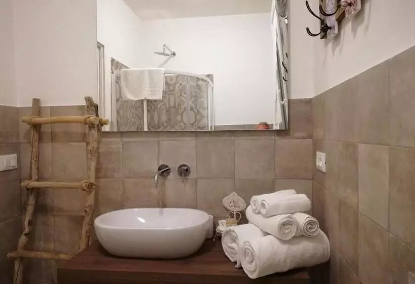 هتل Agriturismo Le Villette Di Cate