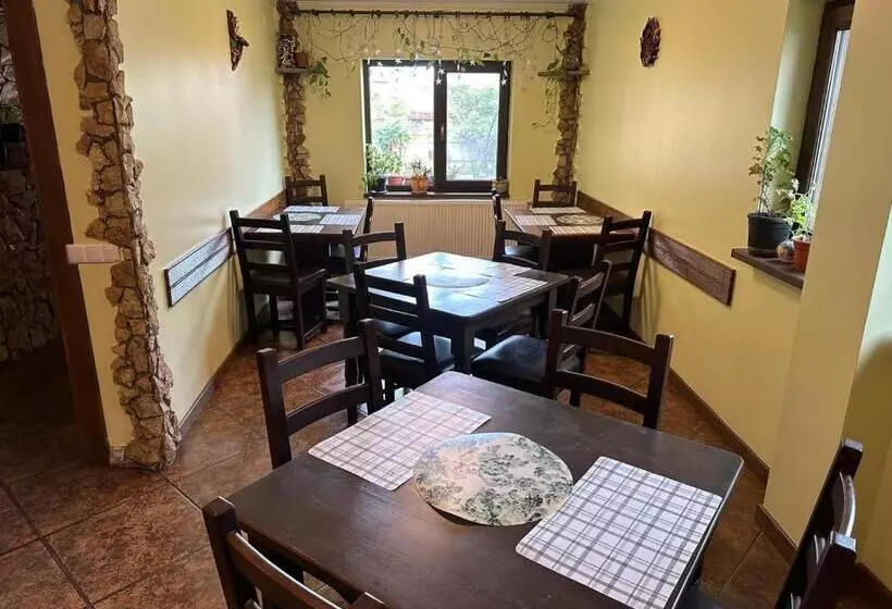 پانسیون Casa Adelmar