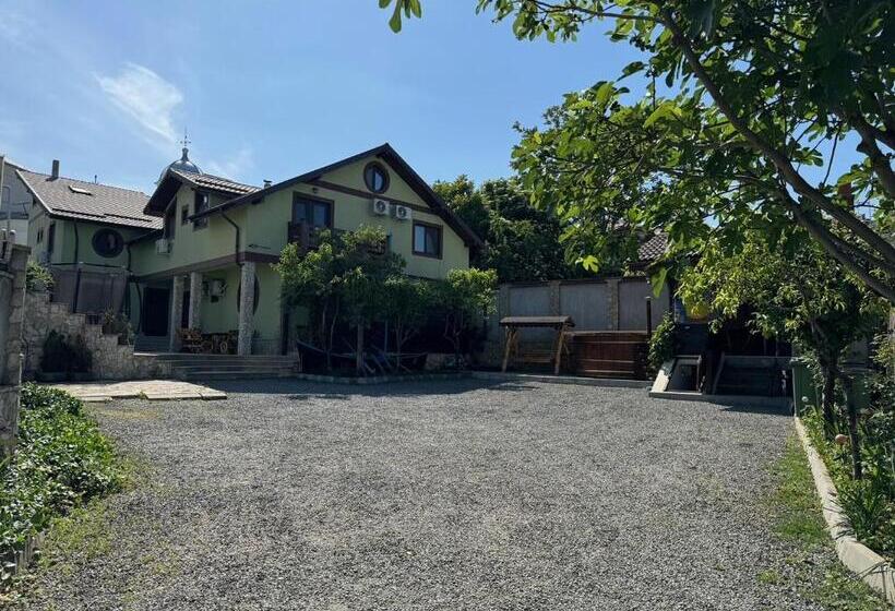 Пансион Casa Adelmar