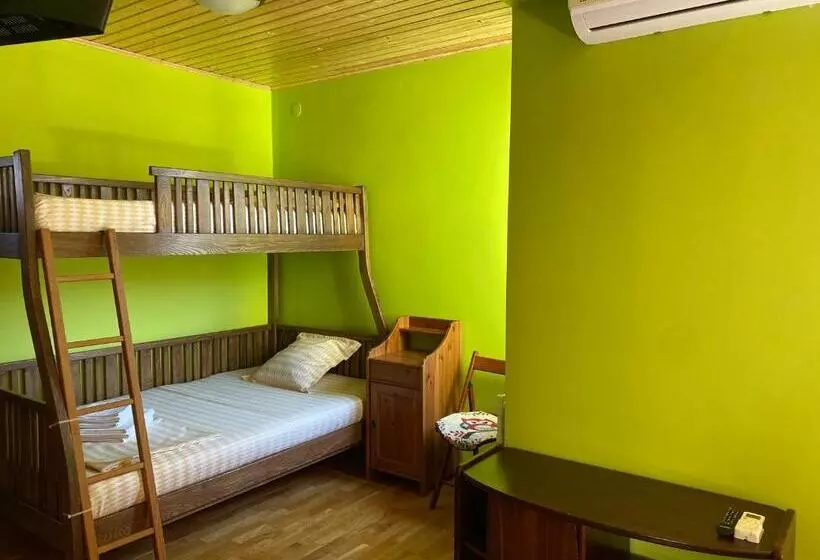 پانسیون Casa Adelmar