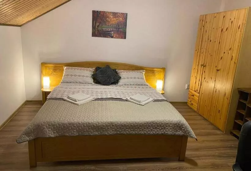 پانسیون Casa Adelmar