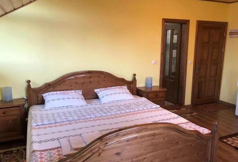 پانسیون Casa Adelmar