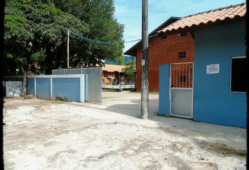 پانسیون Chalé Ville 01