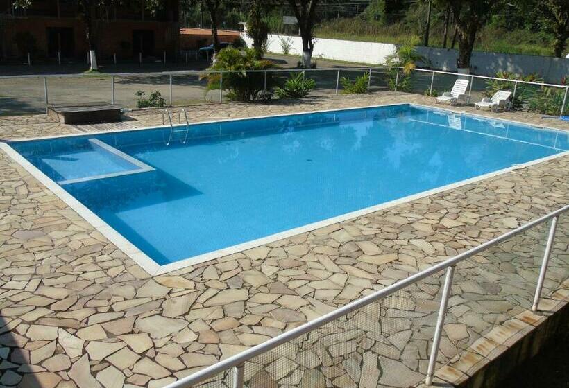 پانسیون Chalé Ville 01