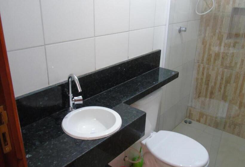 پانسیون Chalé Ville 01