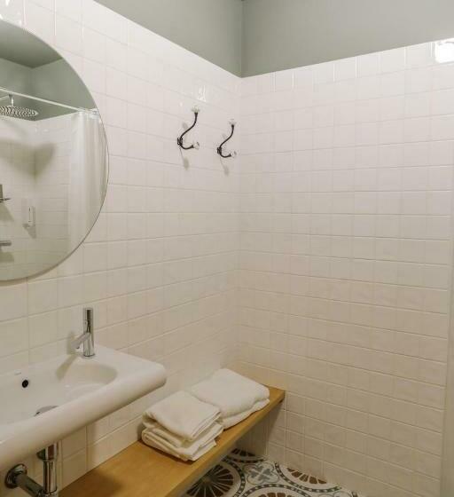 پانسیون Guest House Eça Agora!