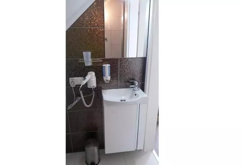 Majatalo Müller Residenz Zur S Bahn Karlsfeld